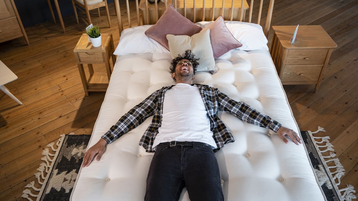 10 Essential Tips to Choose the Perfect Mattress for Your Sleep Style